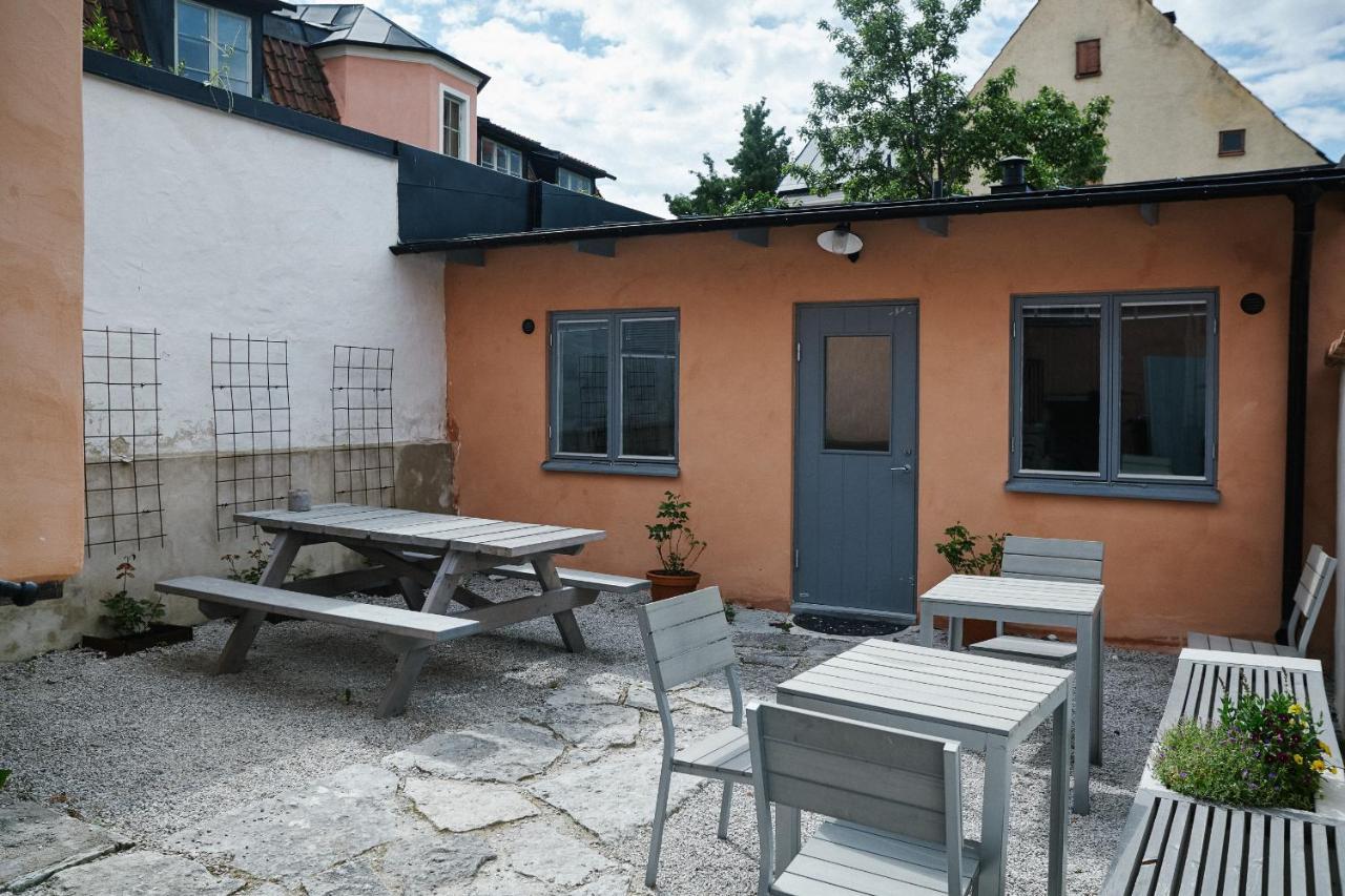 Visby Logi & Vandrarhem Bagian luar foto