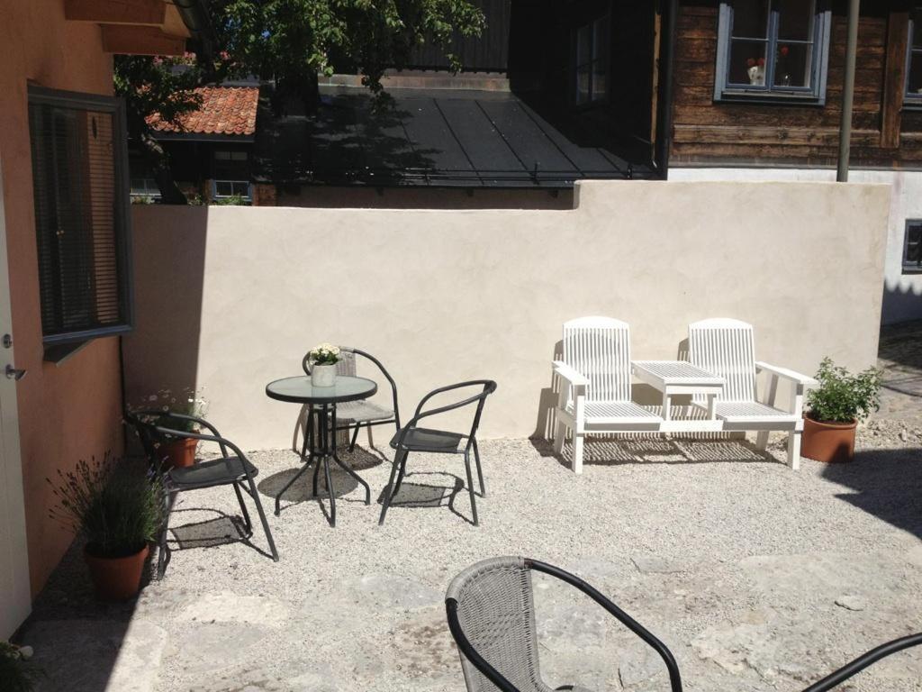 Visby Logi & Vandrarhem Bagian luar foto
