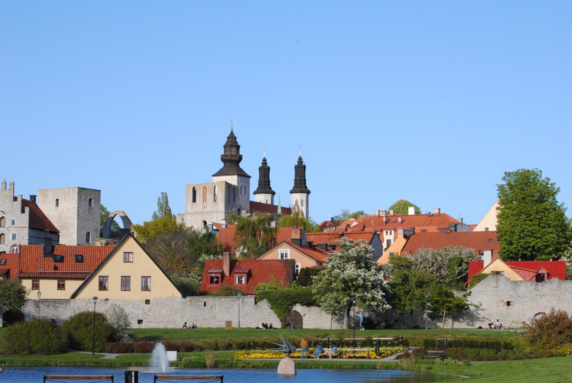 Visby Logi & Vandrarhem Bagian luar foto
