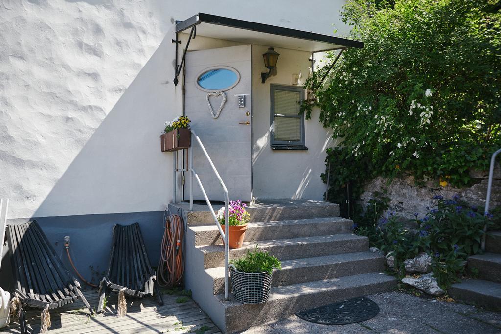 Visby Logi & Vandrarhem Bagian luar foto